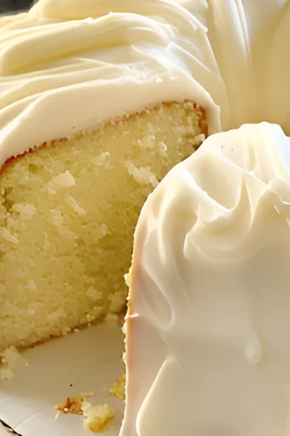 Italian Cream Cheese Pound Cake Recipe