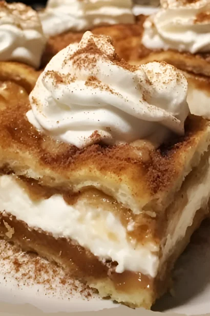 Classic Cinnamon Roll Cheesecake Barsa