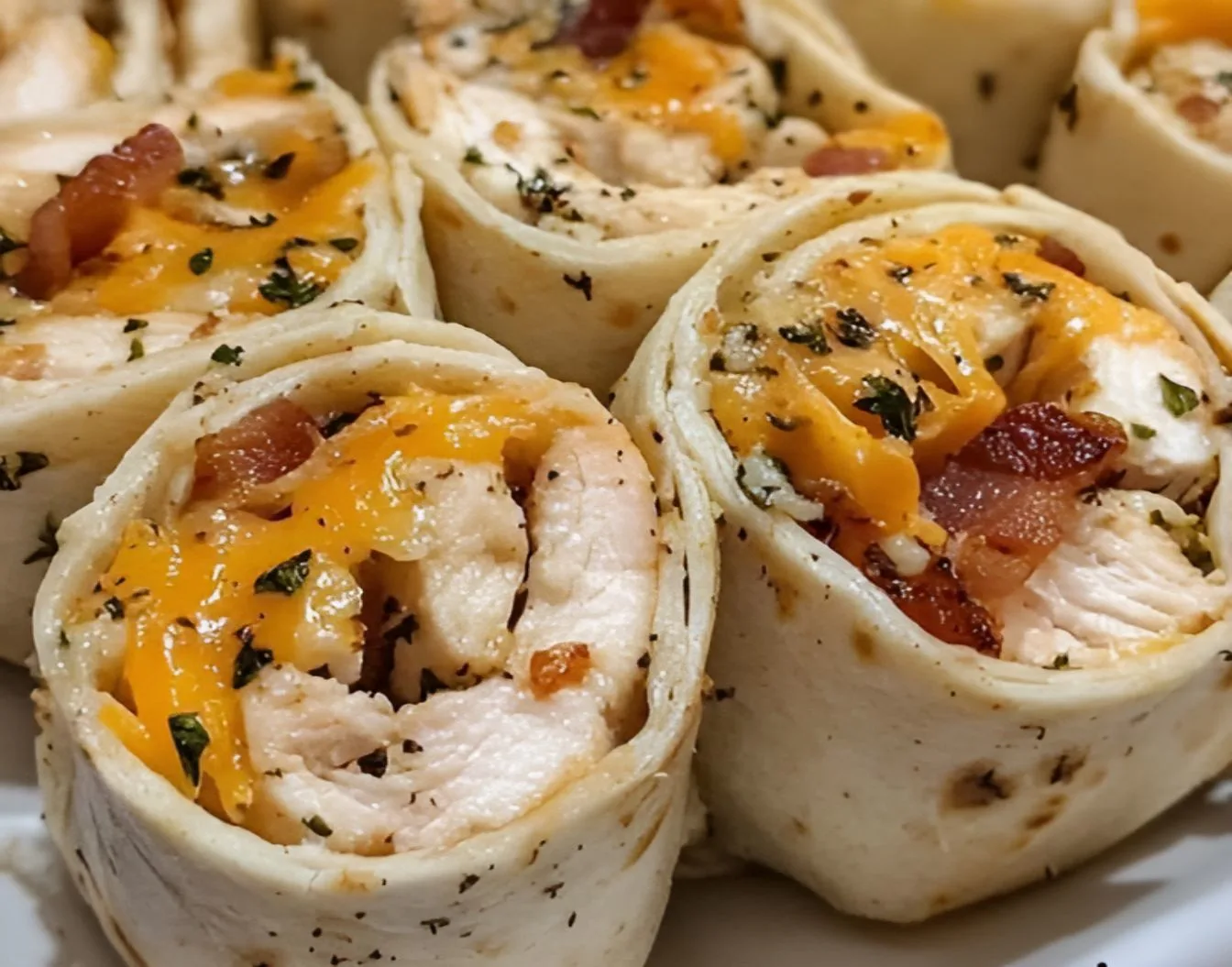 Easy Chicken Bacon Ranch Pinwheels Recipe