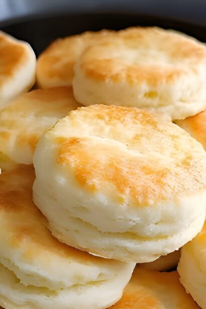 Perfect Fluffy Homemade Biscuits Recipe