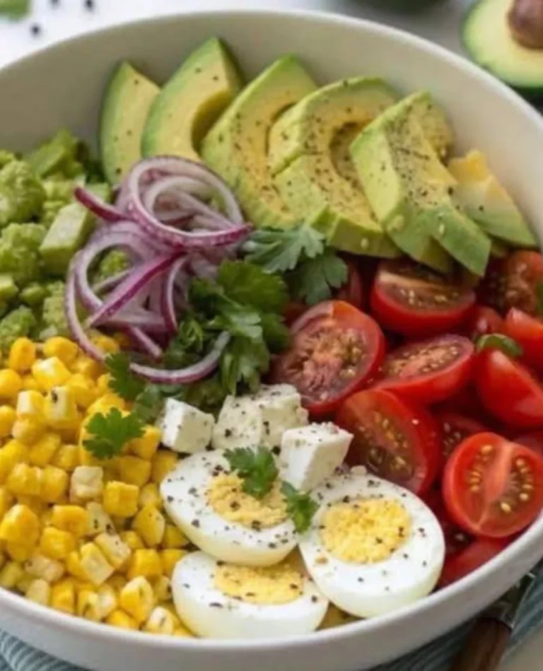 Avocado & Egg Power Salad
