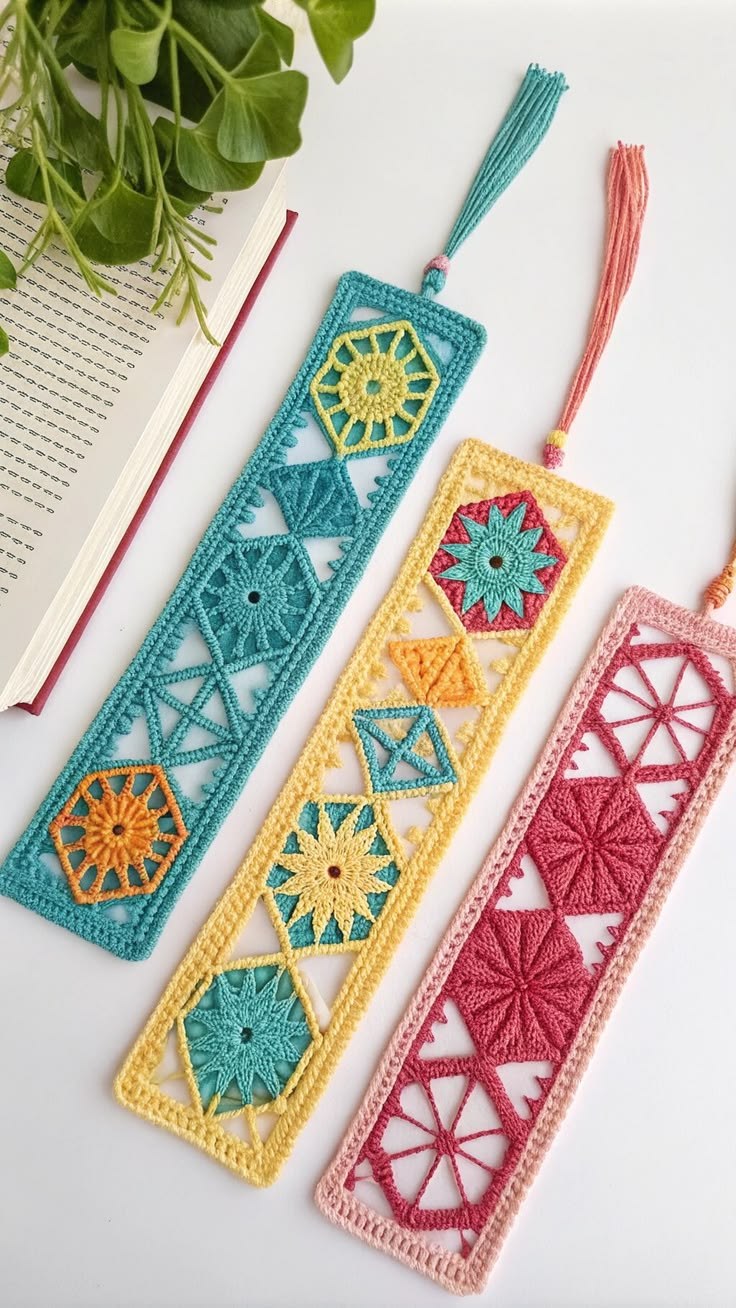 Delicate Crochet Bookmark Pattern (Great Scrap Yarn Project)