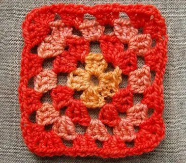 How to Crochet a Classic Granny Square: Free Blanket Pattern