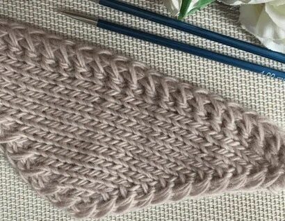 How to Crochet the Half Double Crochet (HDC) Stitch