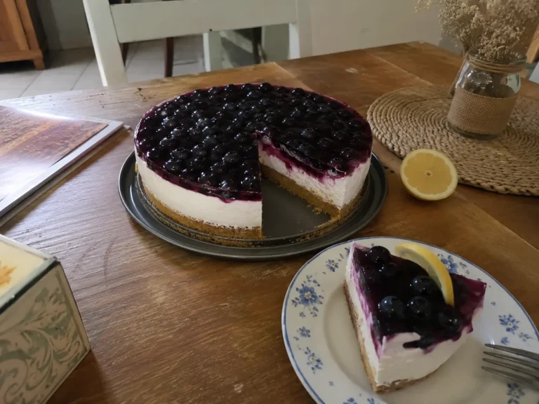 No-Bake Lemon Blueberry Cheesecake