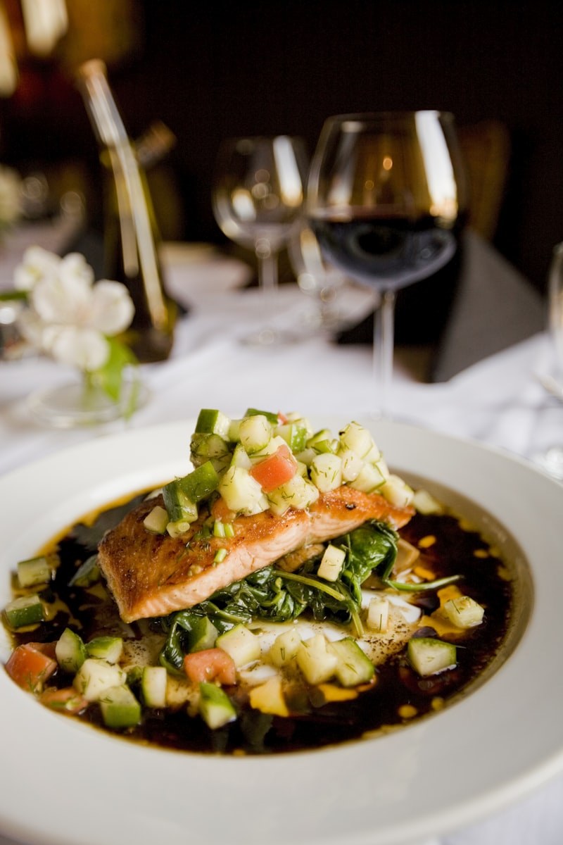 Crispy Air Fryer Salmon with Lemon-Dill Sauce