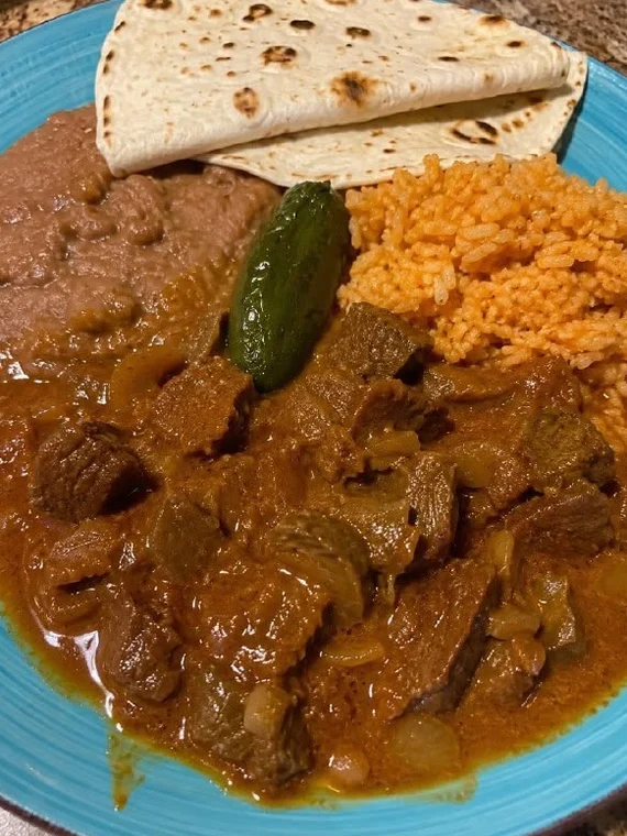 Carne Guisada with Flour Tortillas