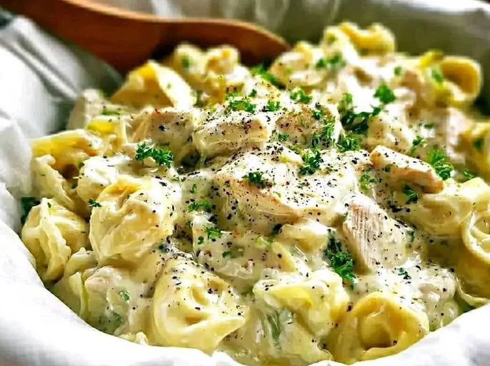 Crockpot Chicken Alfredo Tortellini