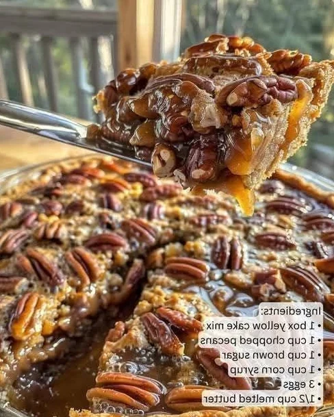 Southern Pecan Pie Dump Cake