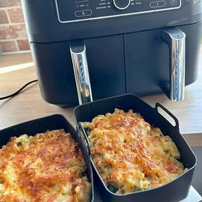 Air fryer cheesy macaroni