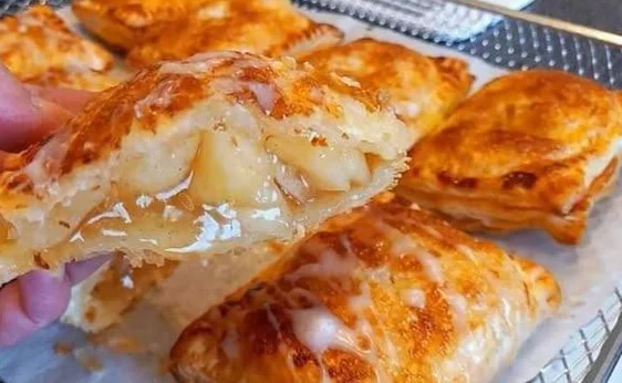 Air Fryer Apple Turnovers with Puff Pastry