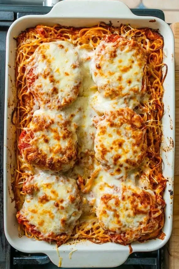Chicken Parmesan Baked Spaghetti Recipe